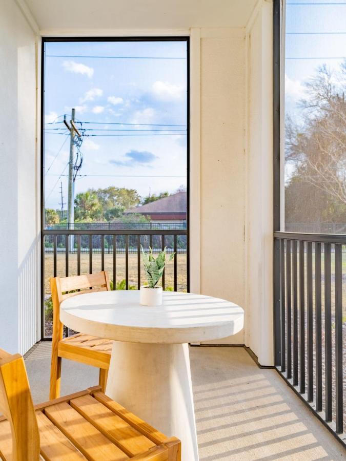 Vintage Amelia Island Florida Apartment *